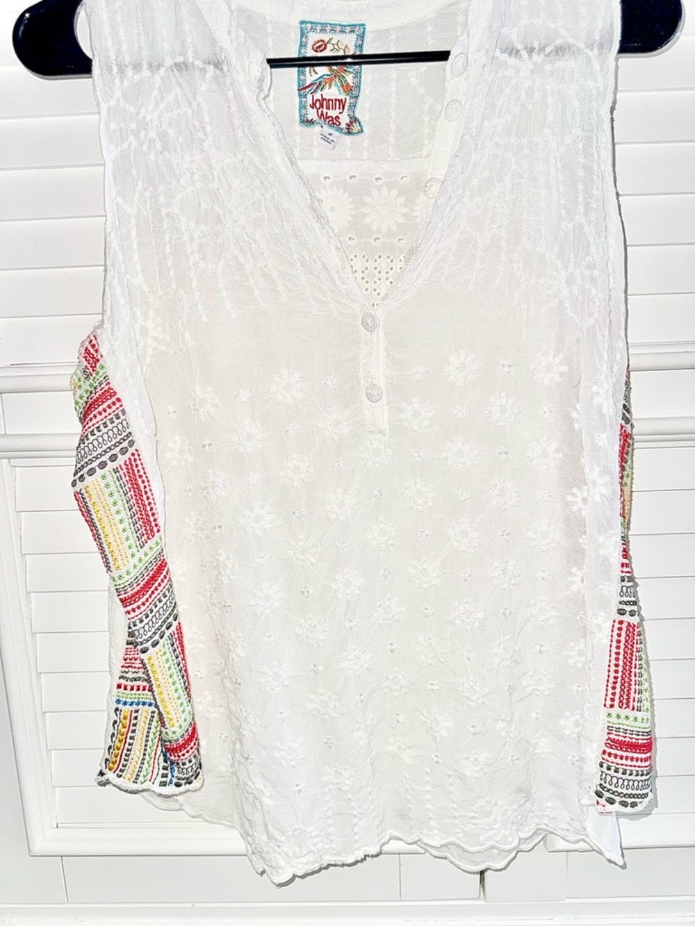 Johnny Was Turia White Embroidered Eyelet Boho Tank Top Medium Excellent - Picture 5 of 17